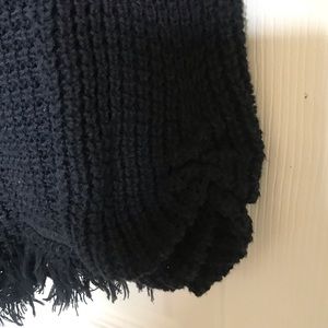 Ladies black tunic sweater with frayed hem